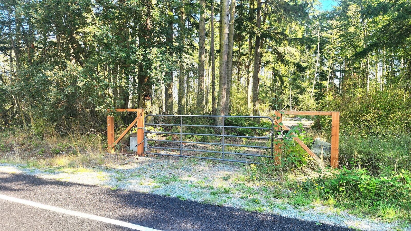 Property Photo: 1976 Boon Road WA 98277