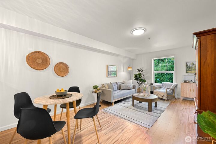 Property Photo:  690  32nd Street 408  WA 98225 