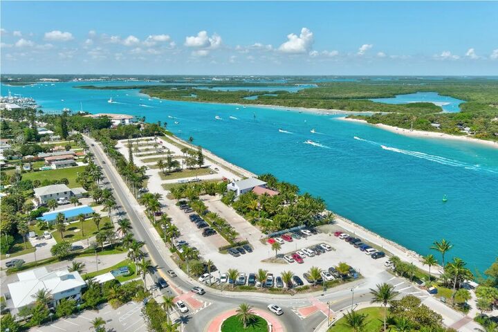 Property Photo:  355 S Ocean Drive P-806  FL 34949 