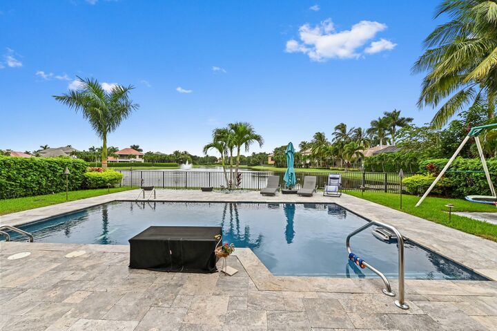 Property Photo:  10437 Trianon Place  FL 33449 