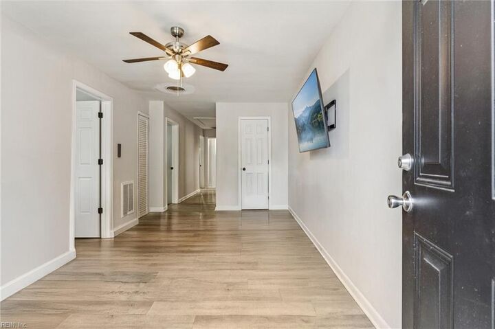 Property Photo:  2509 Roanoke Ave  VA 23607 