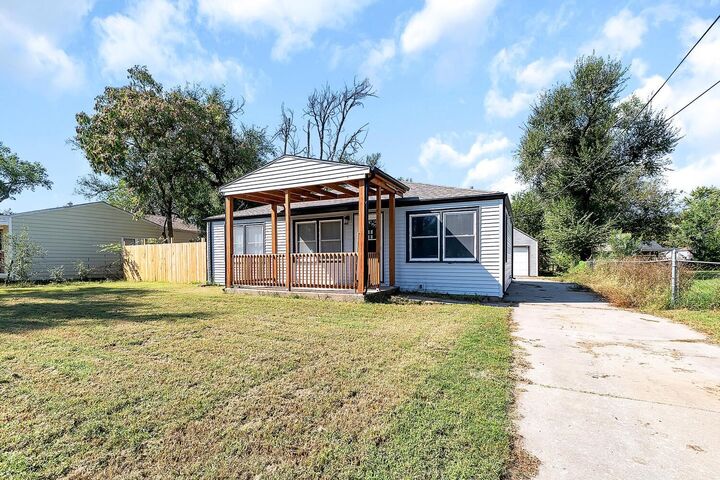 757 N Dougherty Ave  Wichita KS 67212 photo