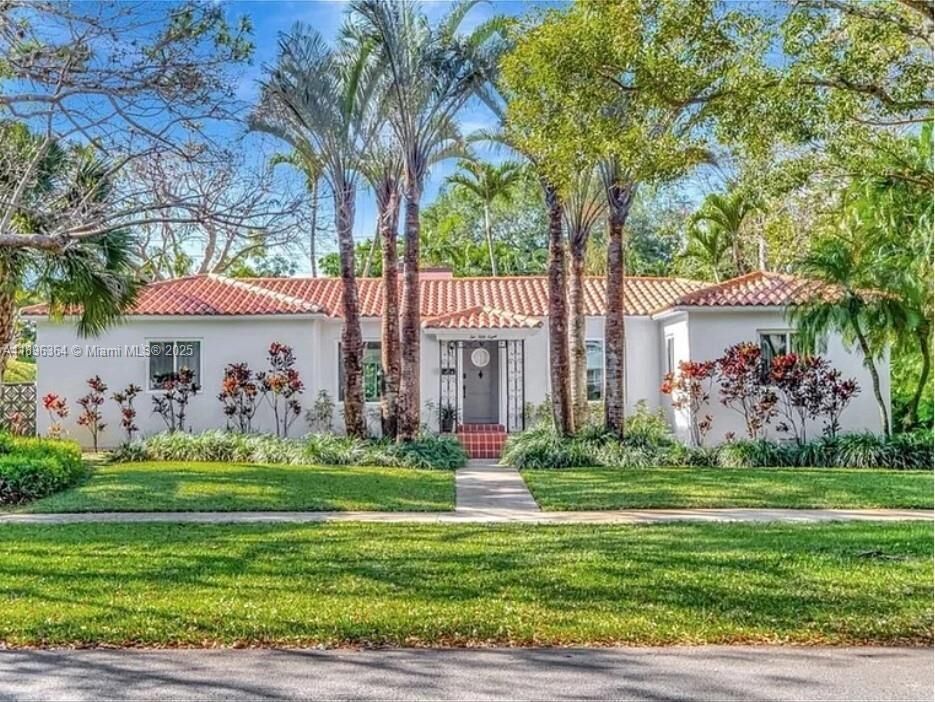 Property Photo:  258 NE 92nd St  FL 33138 