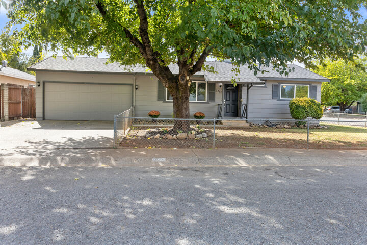 2269 Corona Street  Redding CA 96002 photo