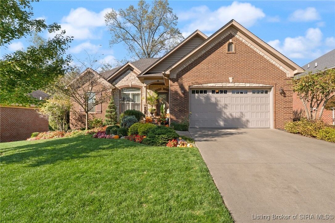 Property Photo: 11532 Forest Hill Circle IN 47172