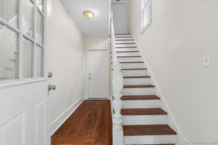 Property Photo: 1090 Townsend Avenue CT 06512