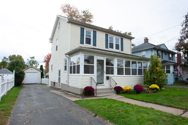 Property Photo: 21 Saint James Street CT 06119