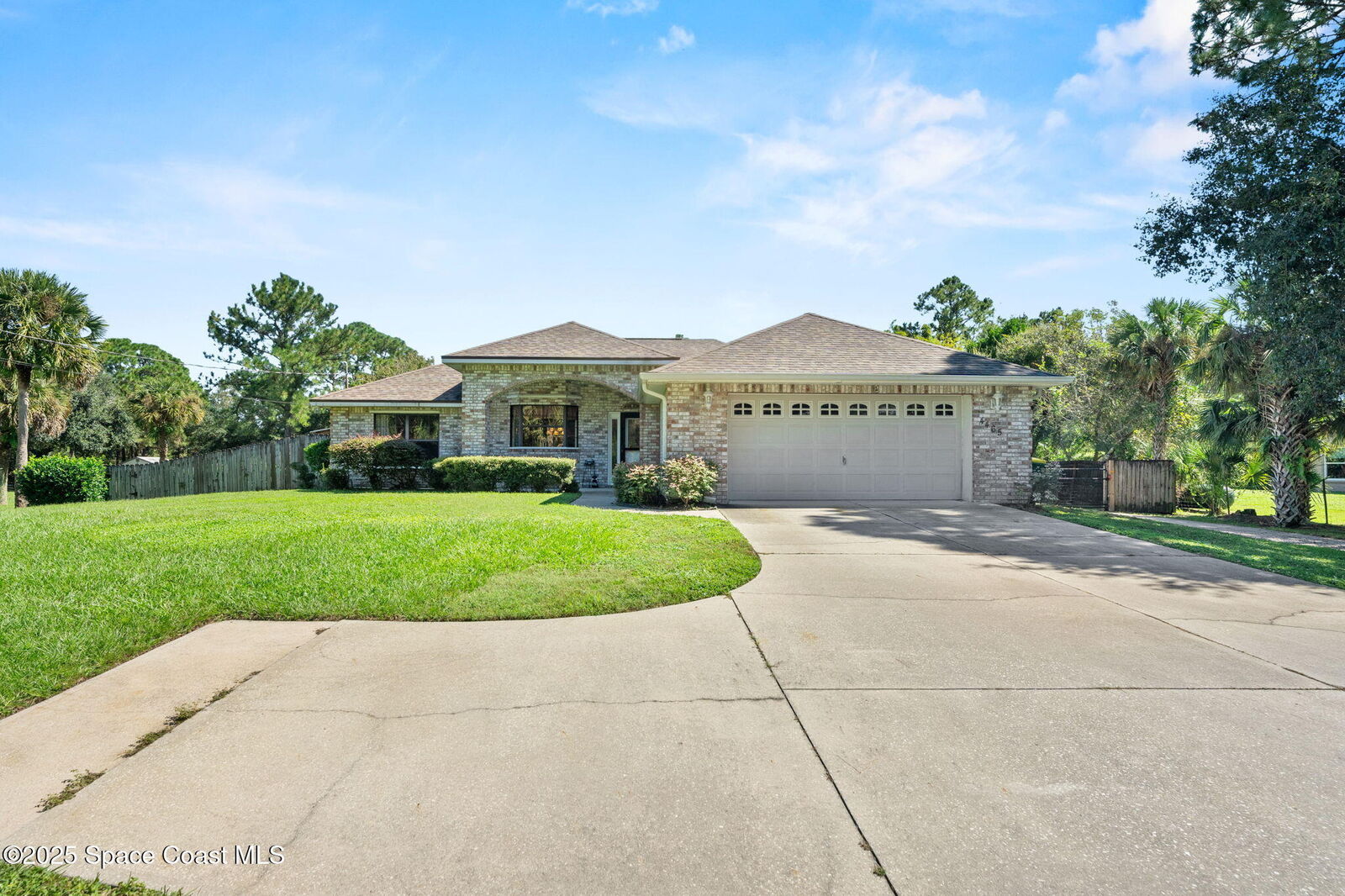 Property Photo: 4465 Knoxville Avenue FL 32926