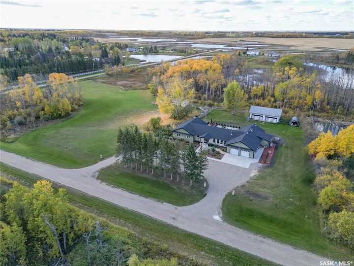 6111 Madden Place  Buckland Rm No. 491 SK S6V 5R3 photo