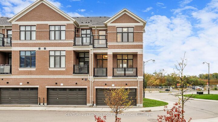 Property Photo:  104 Lunay Drive  ON L4S 0P2 