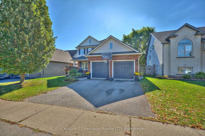 Property Photo: 4 Arlene Street ON L2S 4C9
