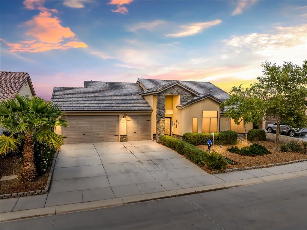 Property Photo:  1411 E Seneca Way  AZ 86426 