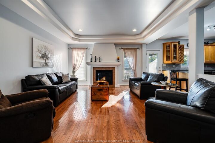Property Photo: 92 Joanne Court ON N8H 5H5
