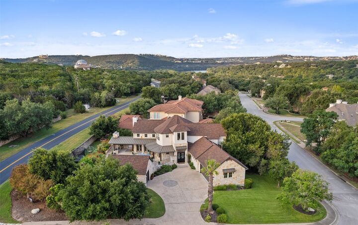 Property Photo: 7200 Turnbuoy Drive TX 78730