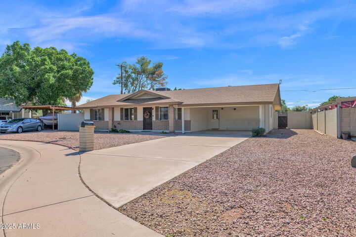 Property Photo:  1215 E Geneva Drive  AZ 85282 