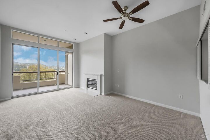 300 Deer Valley Road 4E  San Rafael CA 94903 photo