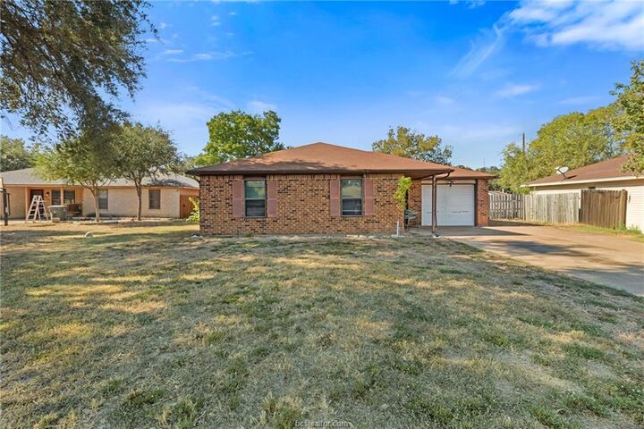 Property Photo:  2505 Conquest Circle  TX 77803 