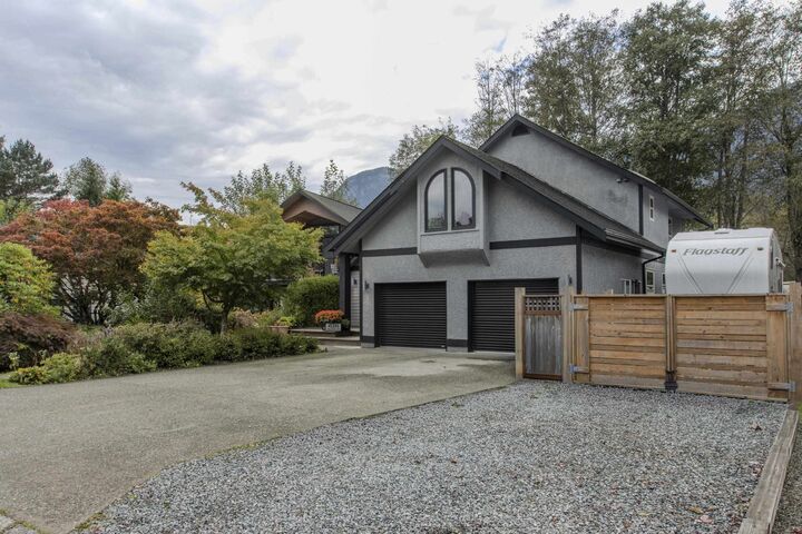 Property Photo:  41281 Meadow Avenue  BC V0N 1H0 