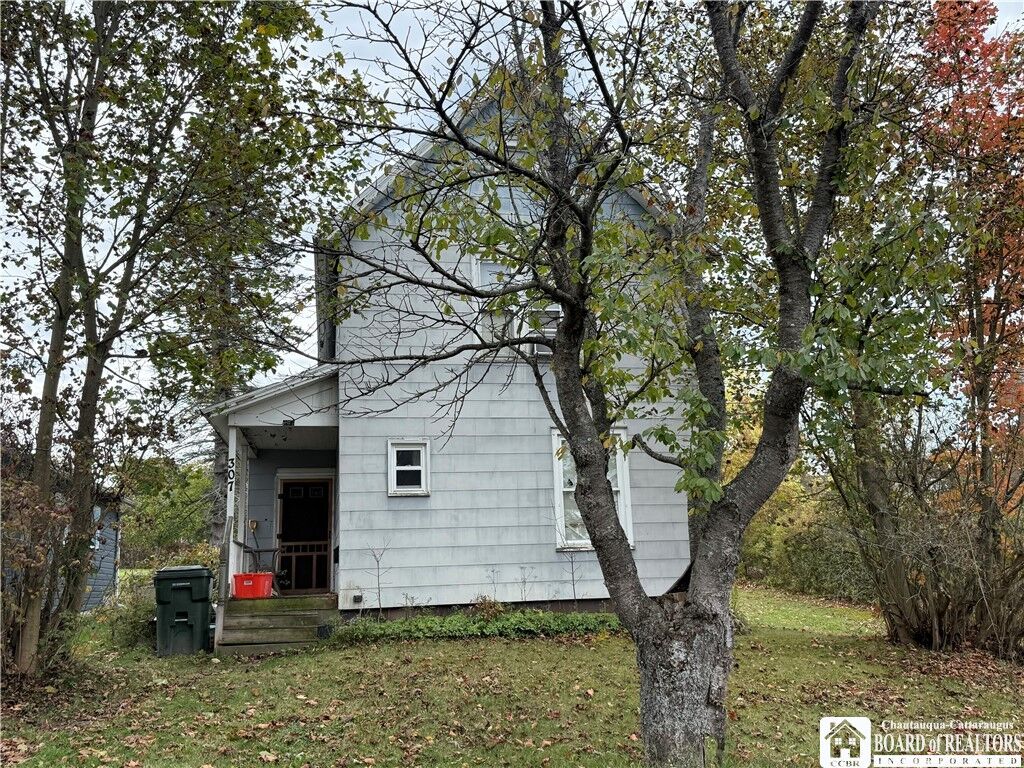 Property Photo: 307 Summit Avenue NY 14701