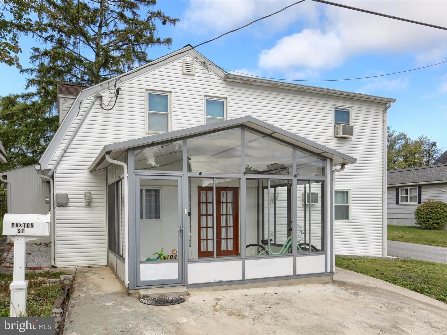 Property Photo: 104 Paxton Street PA 17034