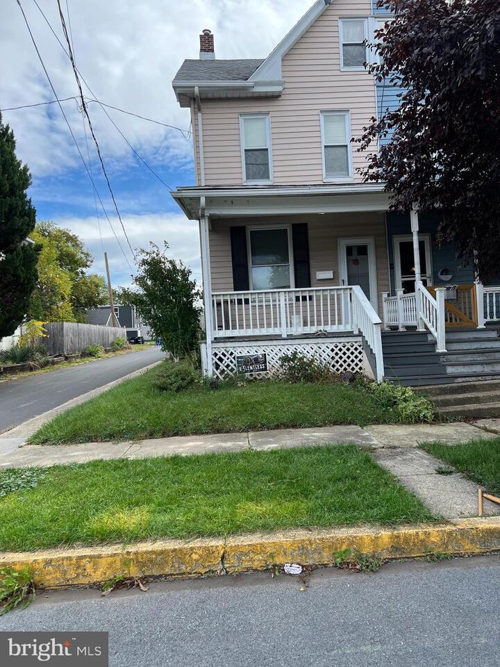 602 Bosler Avenue  Lemoyne PA 17043 photo