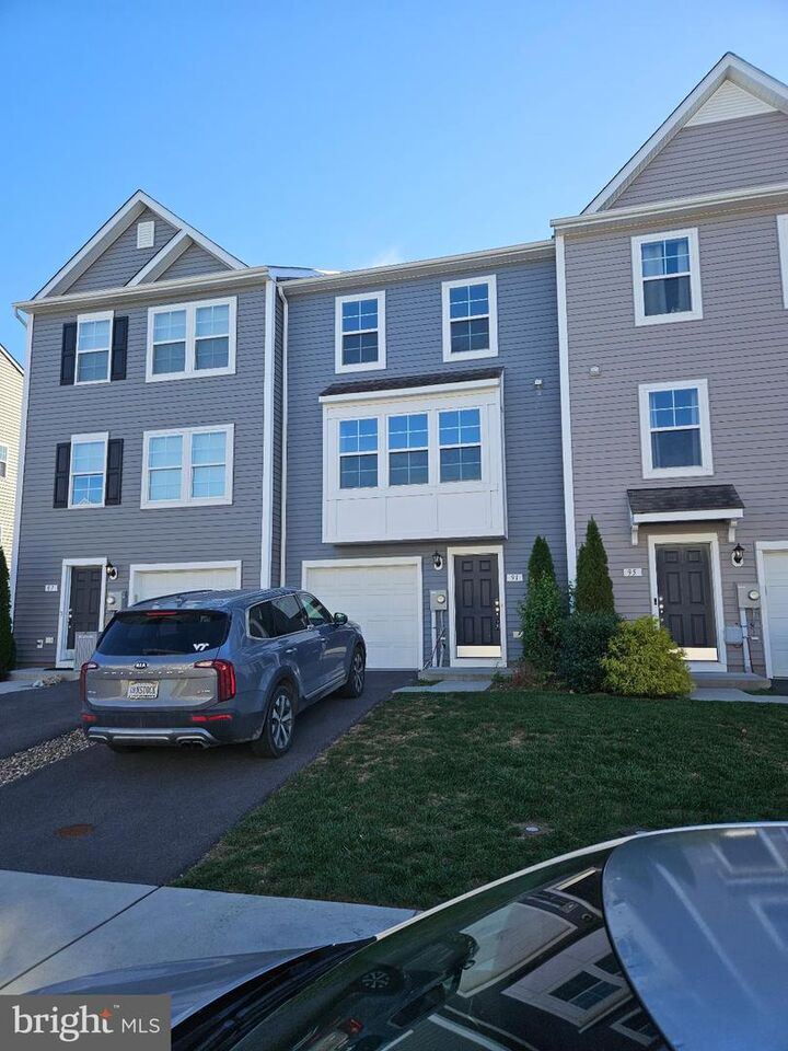 91 Cecily Way  Ranson WV 25438 photo