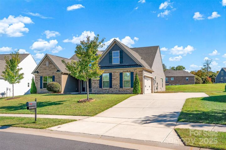 Property Photo:  107 Morden Loop  NC 28115