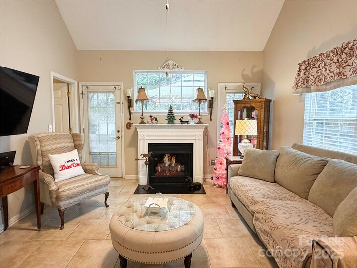 Property Photo: 8640 Robinson Forest Drive NC 28277