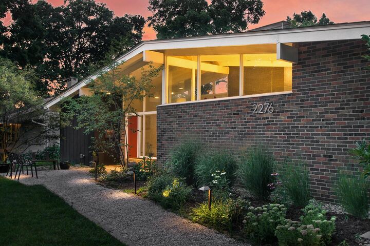 Property Photo: 2276 Johnston Road OH 43220