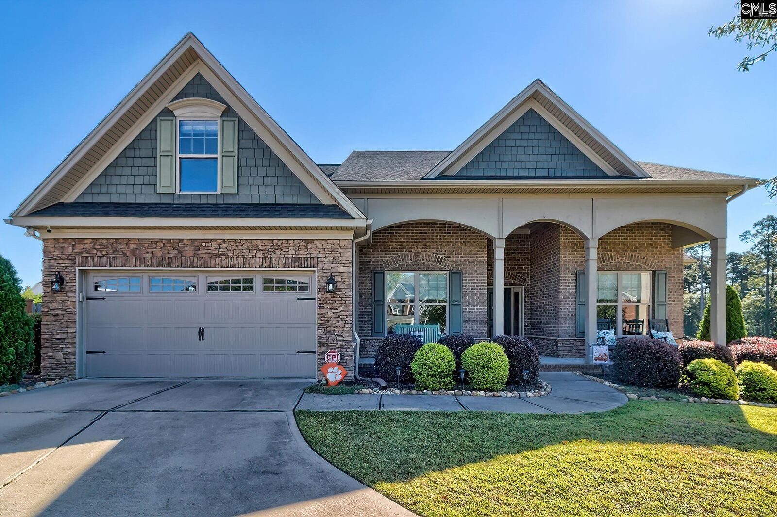 Property Photo: 102 Shimano SC 29072
