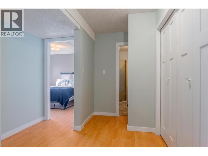 1411 Highland Drive  Castlegar BC V1N 3V6 photo