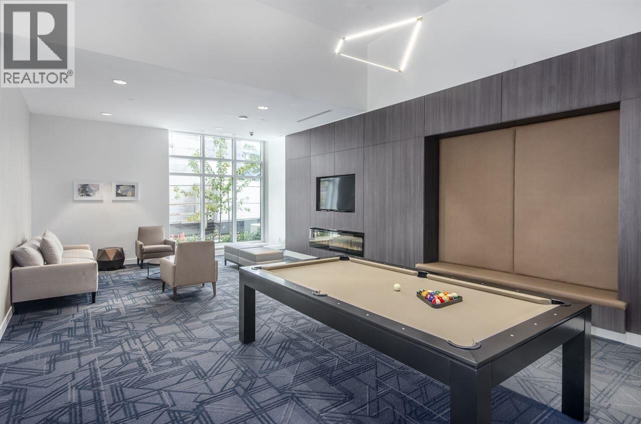 Photo de la propriété:  5051 Imperial Street Ch3  BC V5J 0J3