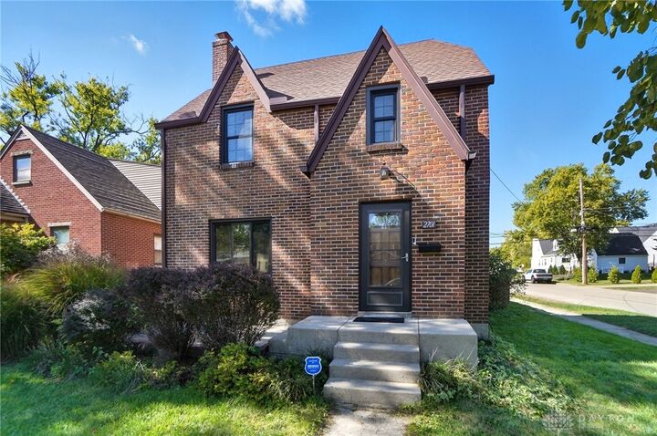 Property Photo:  2701 Aerial Avenue  OH 45419 