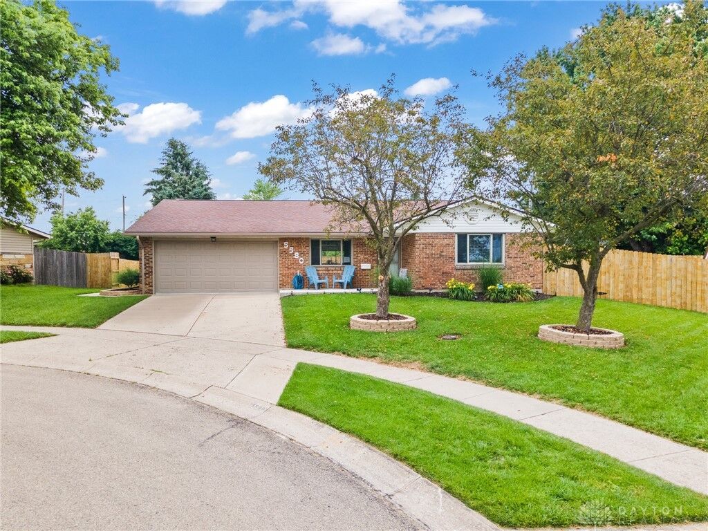 Property Photo: 5580 Clagston Court OH 45424