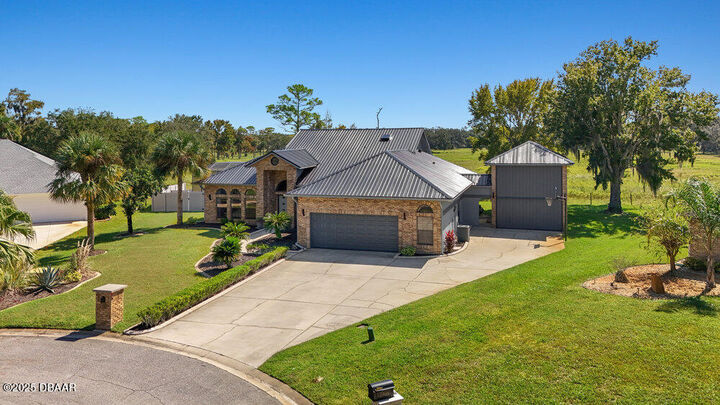 Photo de la propriété: 1948 Spruce Creek Landing FL 32128