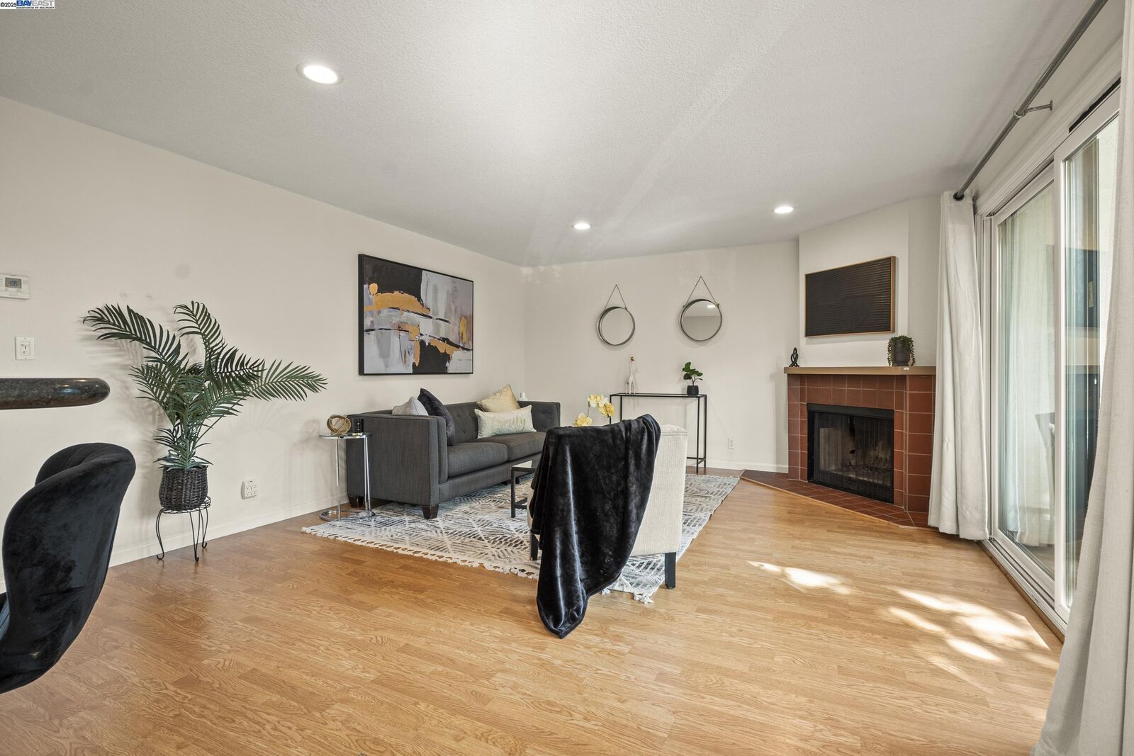 Property Photo: 21071 Gary Dr 204 CA 94546