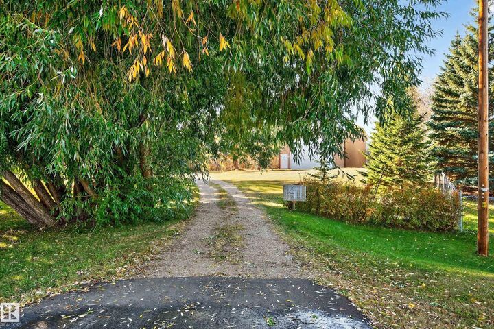 Property Photo: 51317 Hghway 60 4 AB T7Y 1C4