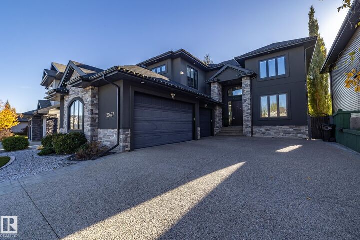 20627 93 Avenue NW  Edmonton AB T5T 4B2 photo