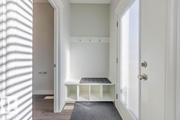 Property Photo: 85 Sentry Way AB T8H 1B1