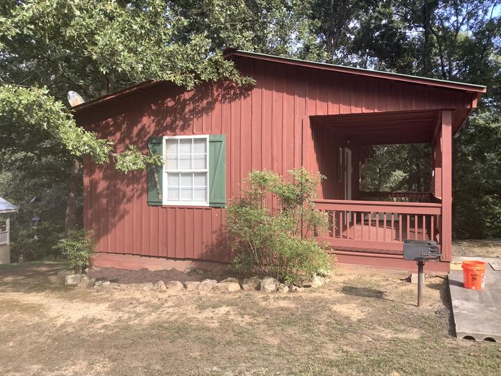 Property Photo: 5611 Lakeview Drive GA 30738