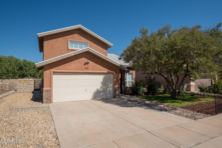 Property Photo: 840 Sun City Park Court TX 79932