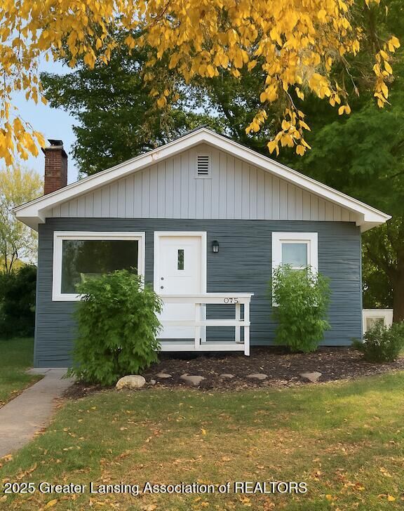 Property Photo: 626 Tisdale Avenue MI 48910