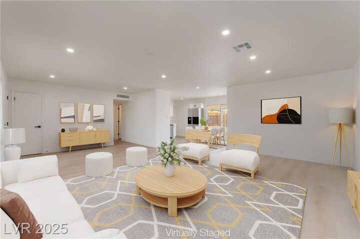 Property Photo: 6444 Bannock Way NV 89107
