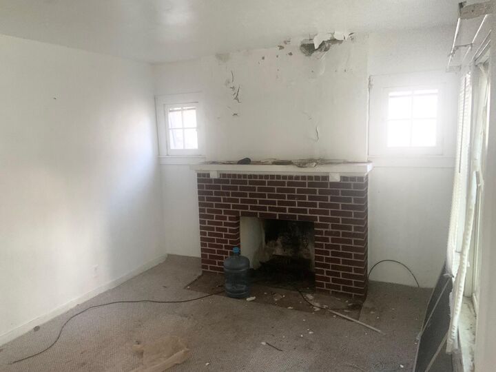 Property Photo:  2412 W 19th Avenue  IN 46404 