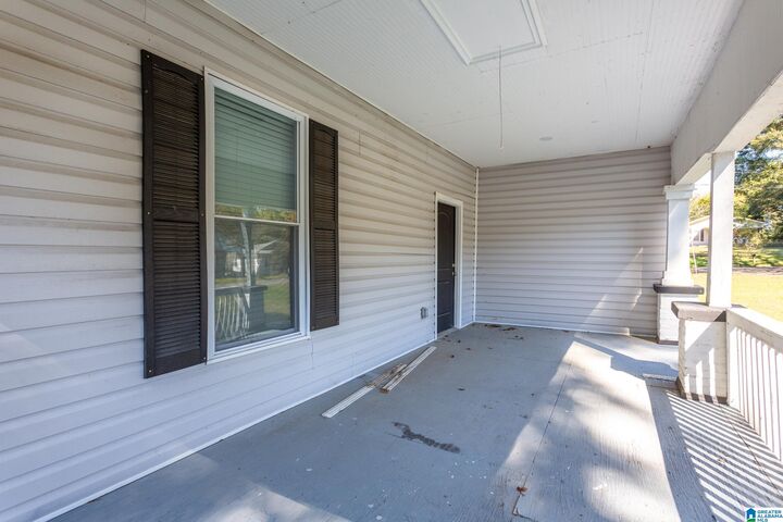 Property Photo: 424 7th Avenue AL 35953