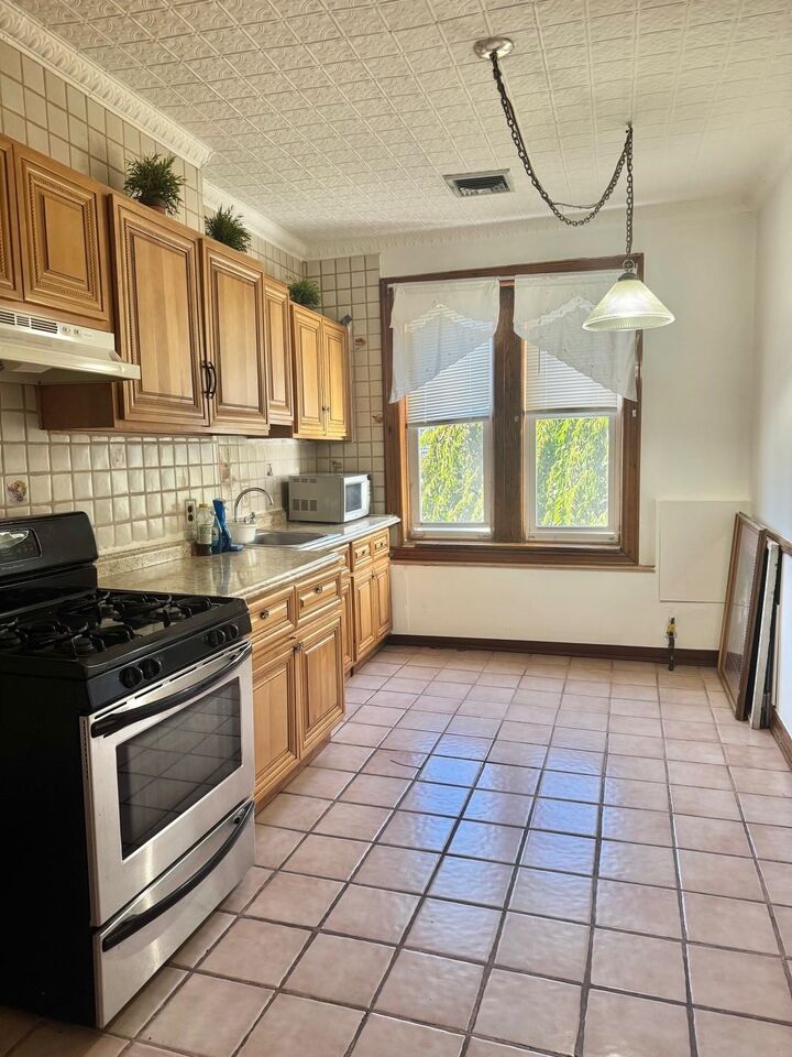 Property Photo:  3367 Kennedy Blvd 2  NJ 07307