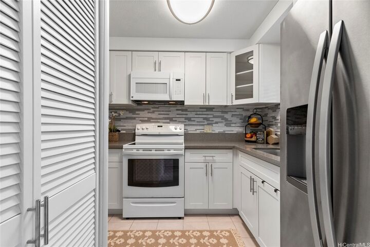 Property Photo: 355 Aoloa Street P101 HI 96734