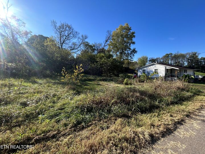 Property Photo: 3856 Cluster St TN 37914