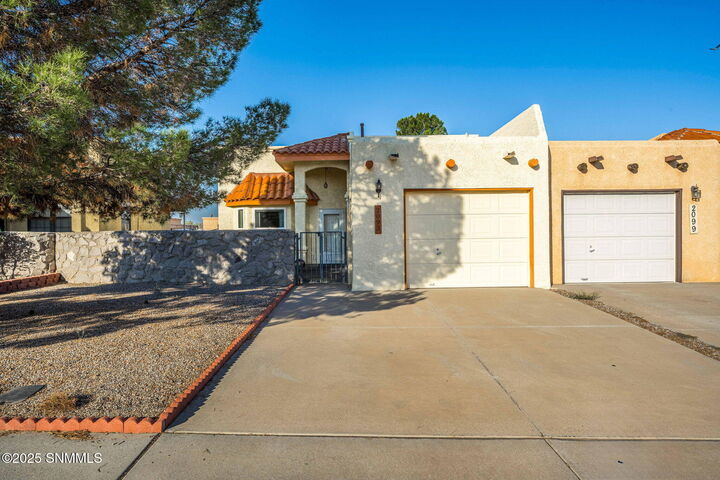 Property Photo:  2093 Pine Needle Way  NM 88012 
