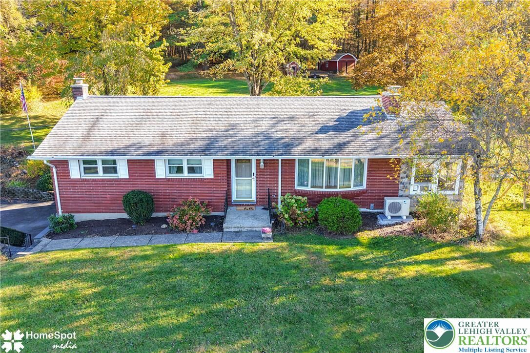 Property Photo: 7478 Mount Eaton Road PA 18353